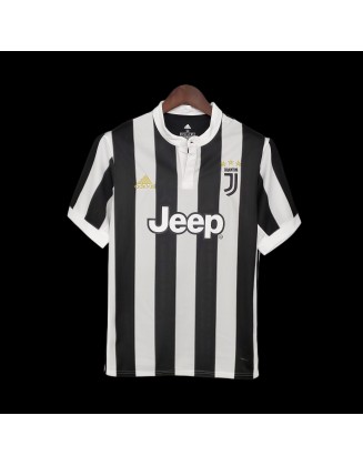 Juventus Home Football Jersey 17/18 Retro