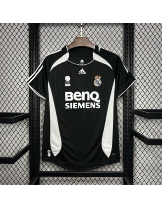 Real Madrid Jersey 06/07 Retro